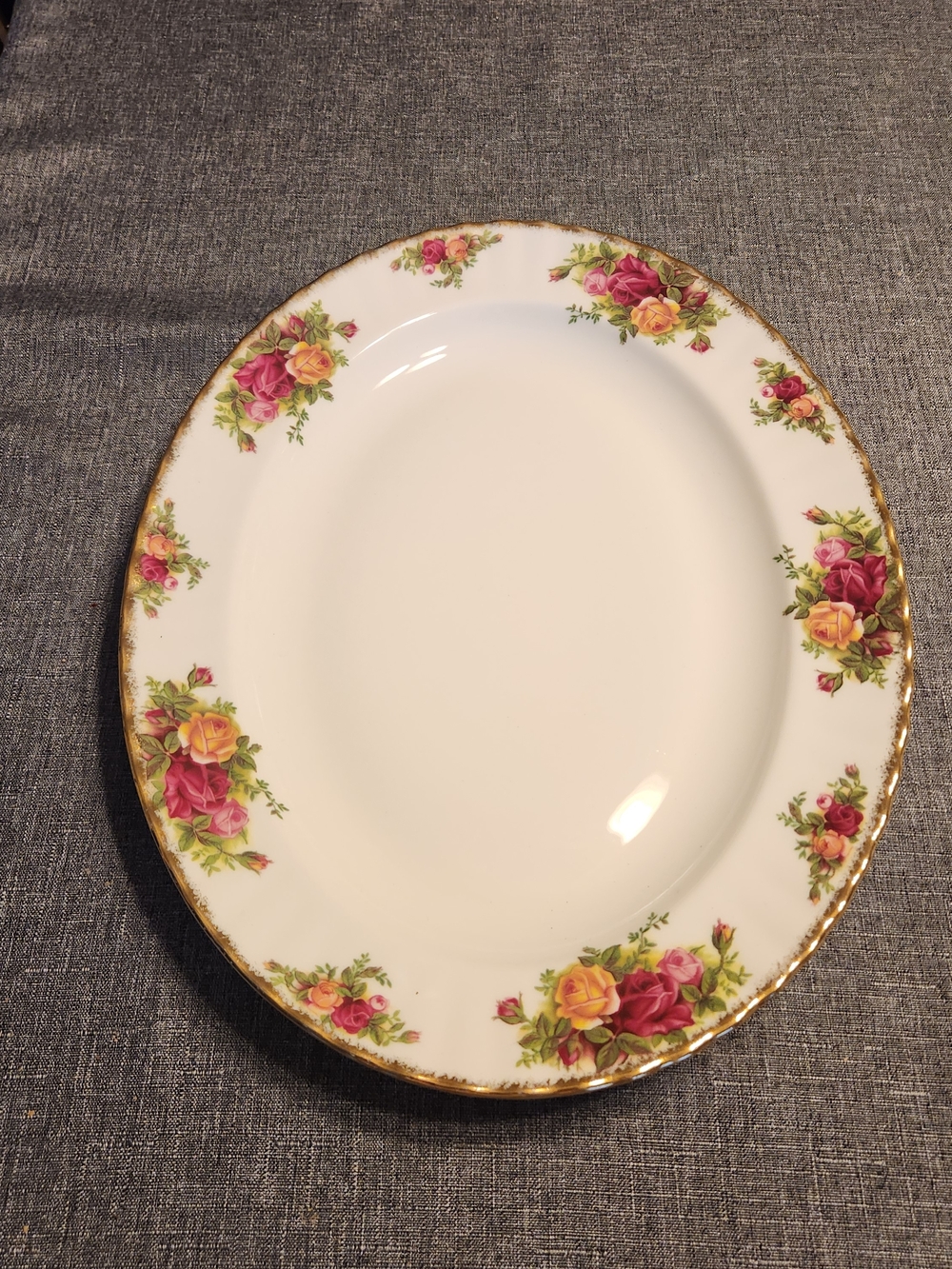 Royal Albert Old Country Roses 10" X 13" Oval Serving Platter W/ Gold Trim